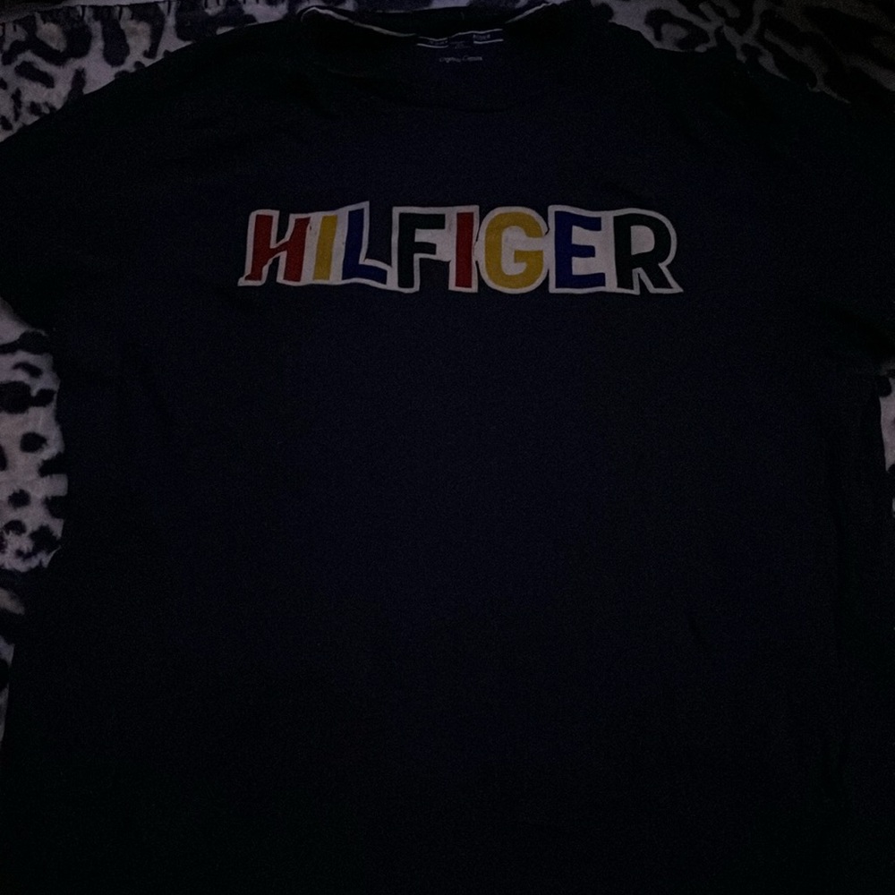 size small, brand, tommy hilfiger